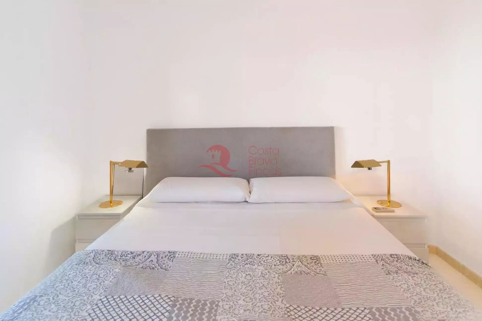 3 slaapkamer Appartement te koop in Platja d'Aro met garage - € 325.000 (Ref: 9970570)