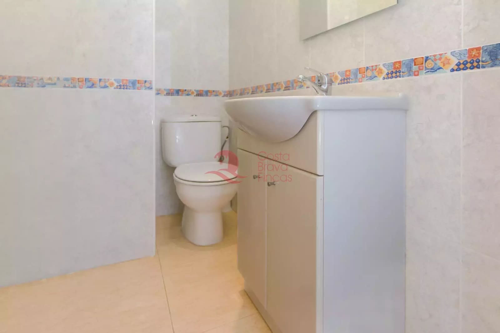 3 slaapkamer Appartement te koop in Platja d'Aro met garage - € 325.000 (Ref: 9970570)