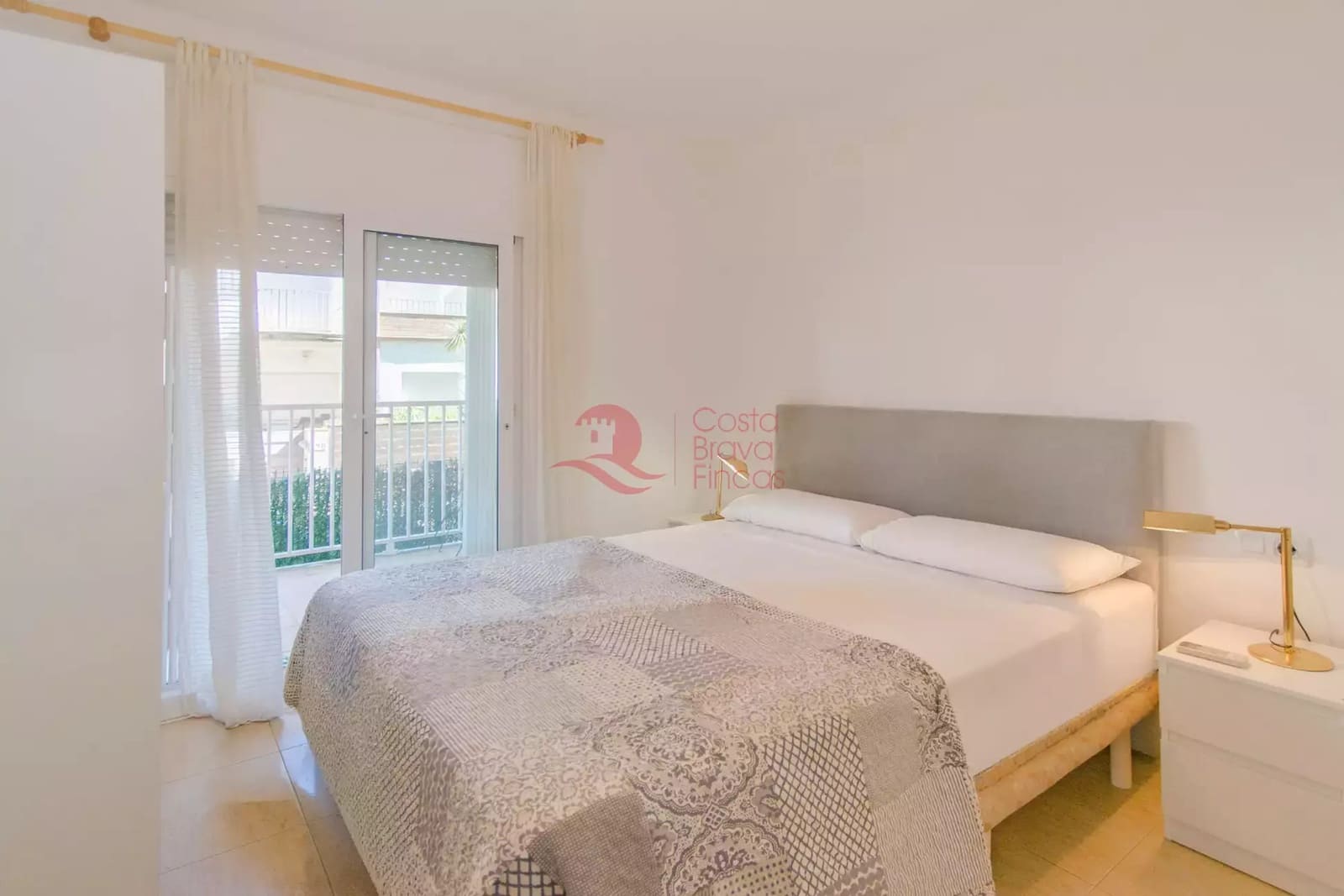 3 slaapkamer Appartement te koop in Platja d'Aro met garage - € 325.000 (Ref: 9970570)