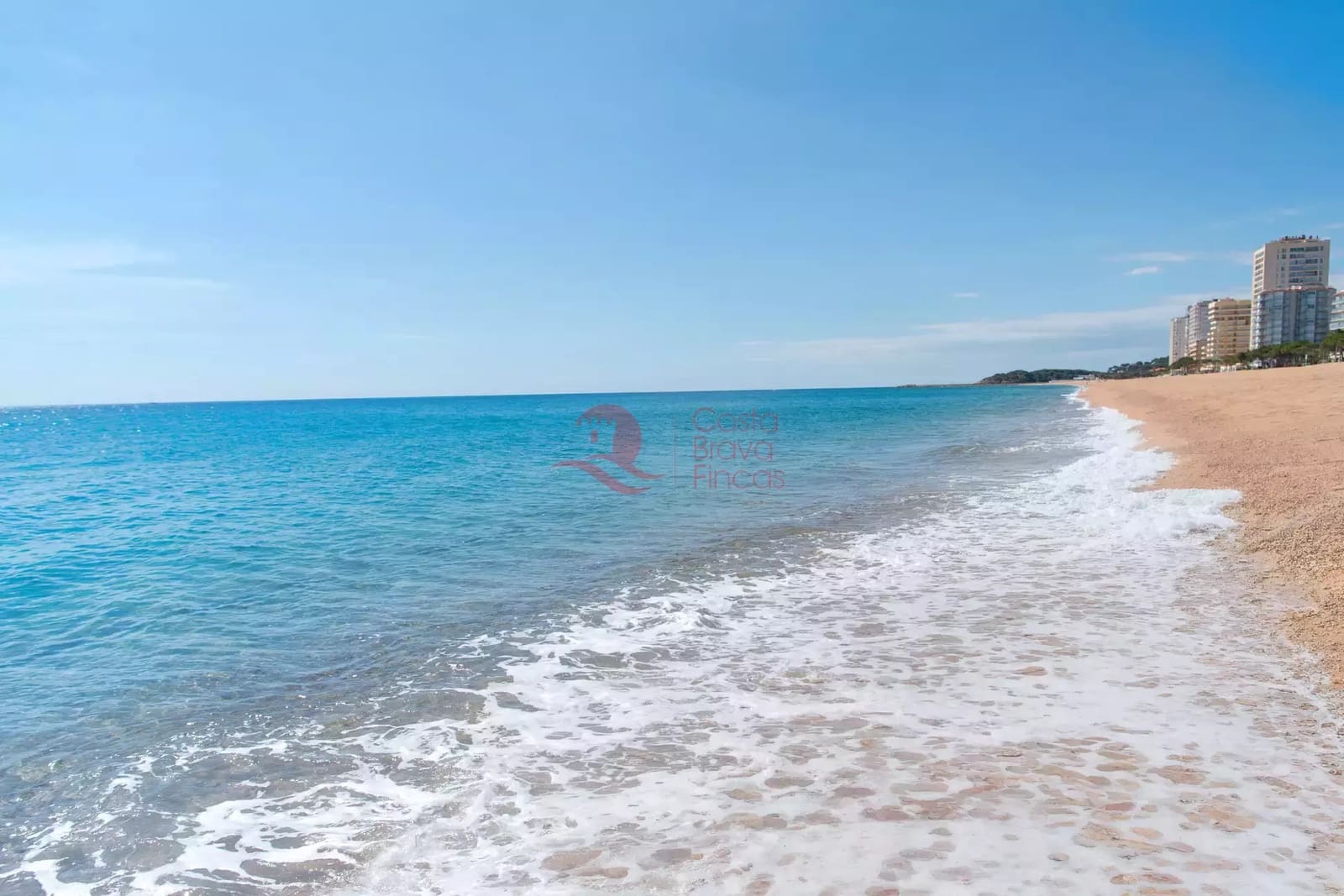 3 slaapkamer Appartement te koop in Platja d'Aro met garage - € 325.000 (Ref: 9970570)