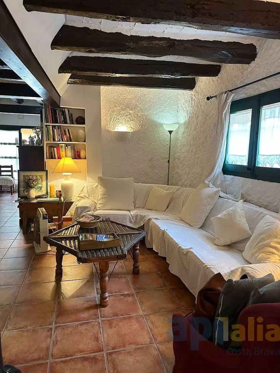 3 soverom Hus til salgs i Bellcaire d'Emporda - € 360 000 (Ref: 9973285)
