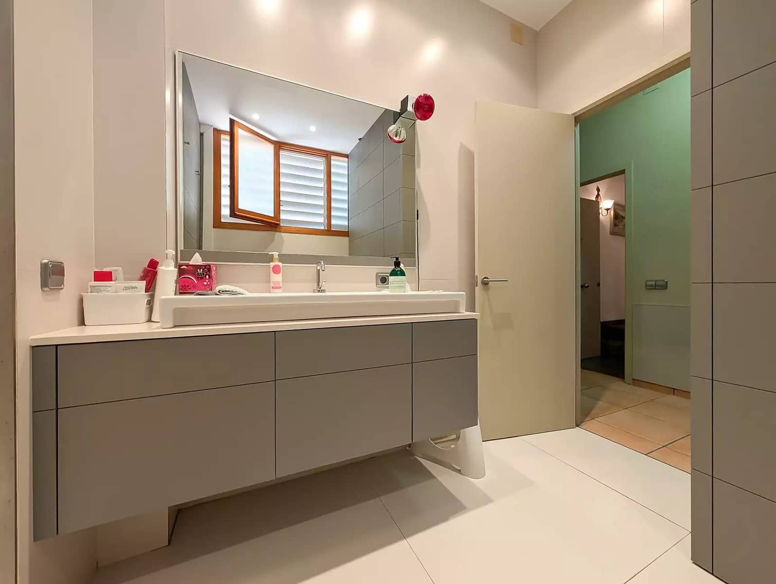 4 bedroom Villa for sale in Banyoles with pool garage - € 798,000 (Ref: 9975380)