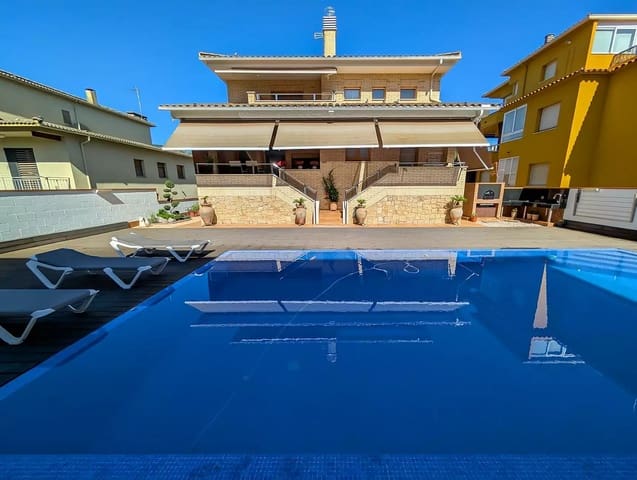 4 slaapkamer Villa te koop in Banyoles met zwembad garage - € 798.000 (Ref: 9975380)