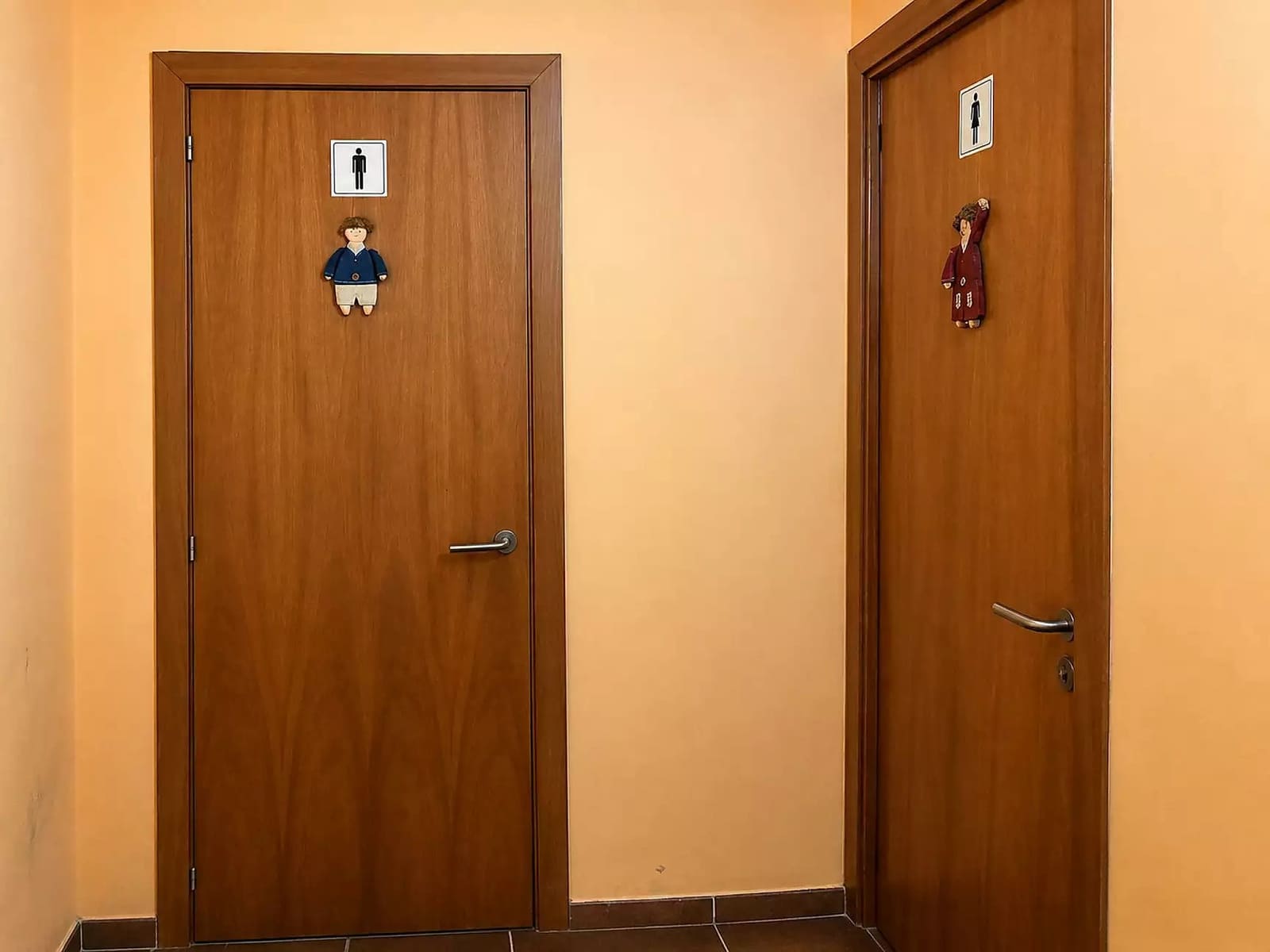 Comercial para venda em Palamos - 175 000 € (Ref: 9984965)