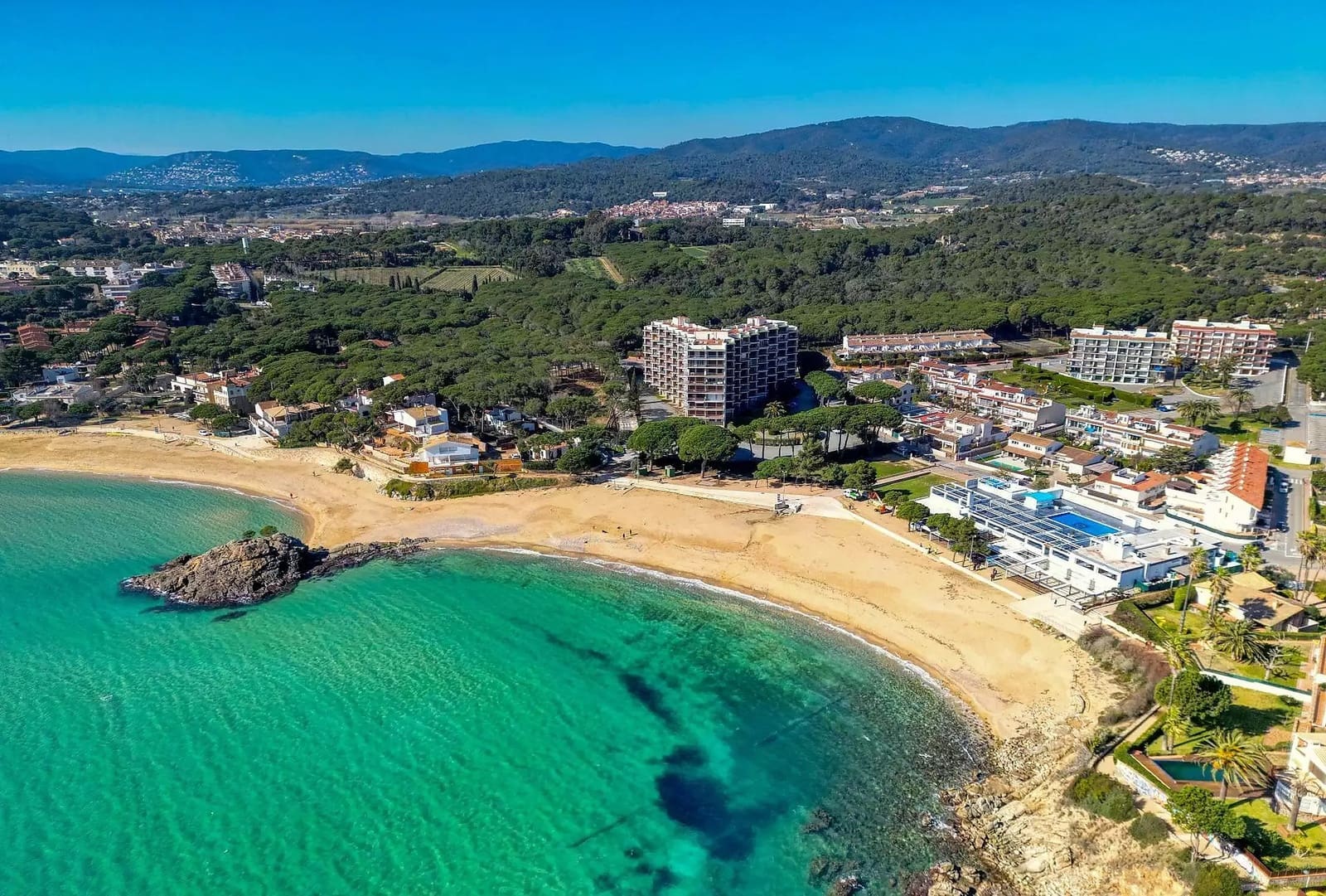 Comercial para venda em Palamos - 175 000 € (Ref: 9984965)