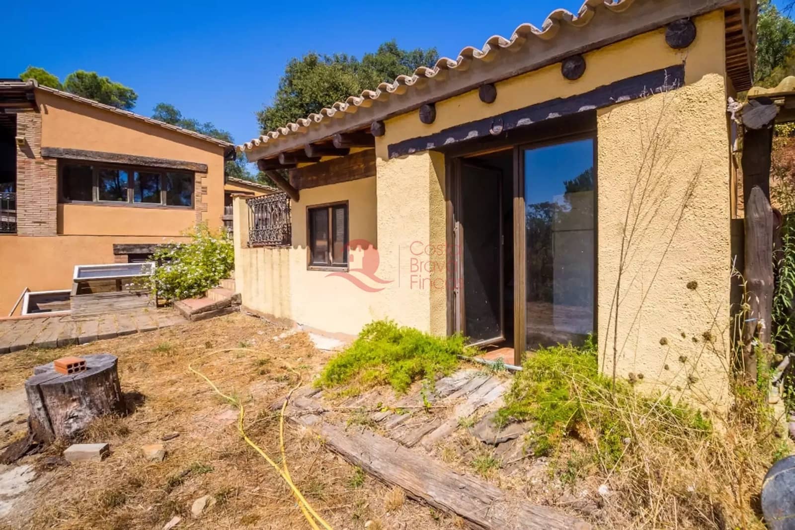 4 chambre Finca/Maison de Campagne à vendre à Forallac avec piscine garage - 495 000 € (Ref: 9984966)
