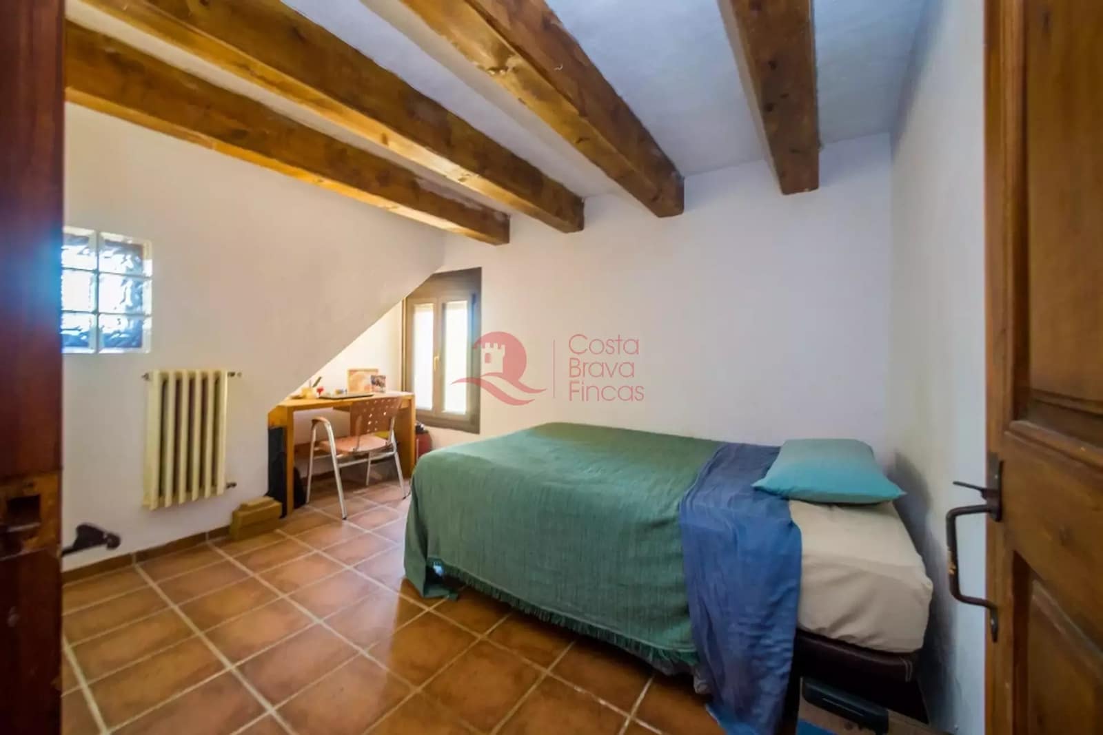 4 chambre Finca/Maison de Campagne à vendre à Forallac avec piscine garage - 495 000 € (Ref: 9984966)