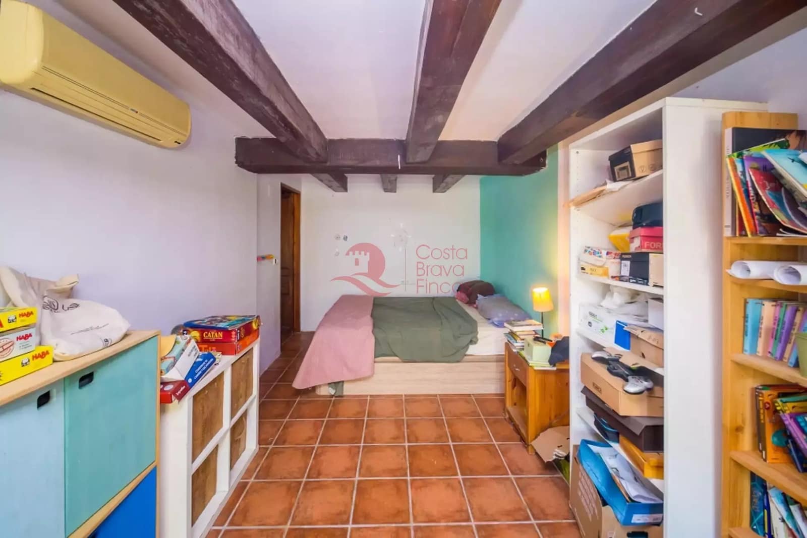 4 chambre Finca/Maison de Campagne à vendre à Forallac avec piscine garage - 495 000 € (Ref: 9984966)