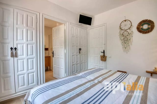 Chalet de 3 habitaciones en Calonge i Sant Antoni en venta con piscina garaje - 550.000 € (Ref: 9997100)