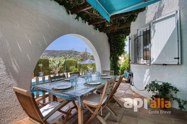 Chalet de 3 habitaciones en Calonge i Sant Antoni en venta con piscina garaje - 550.000 € (Ref: 9997100)