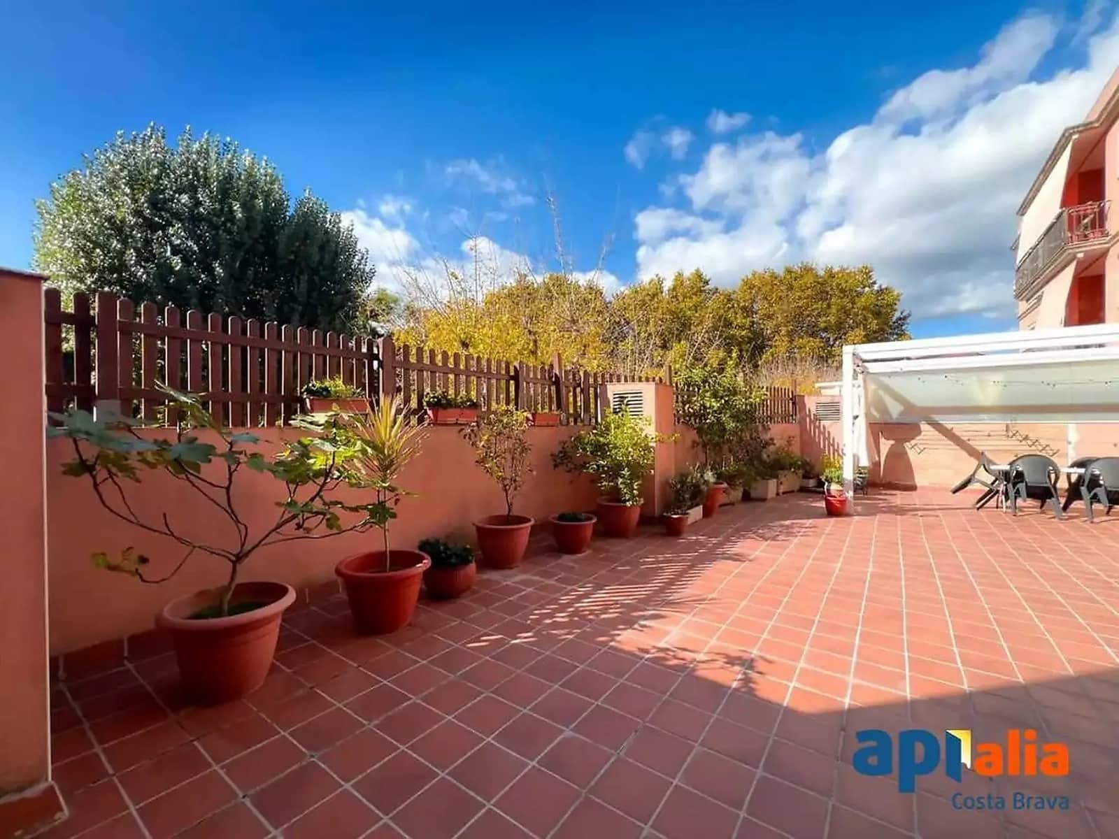3 bedroom Apartment for sale in Sant Feliu de Guixols with garage - € 395,000 (Ref: 9998783)