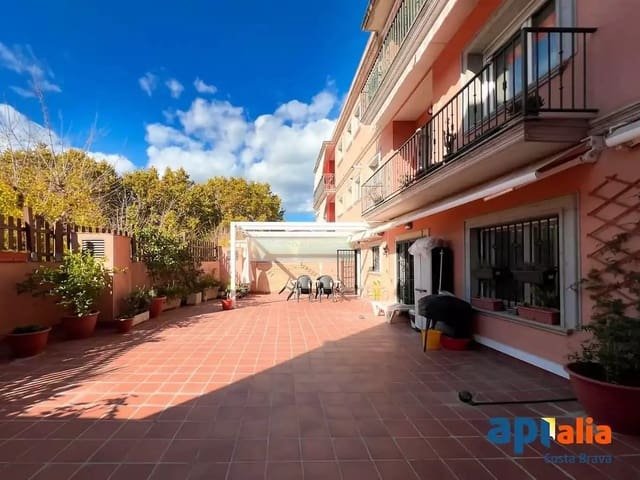 3 soverom Leilighet til salgs i Sant Feliu de Guíxols med garasje - € 395 000 (Ref: 9998783)