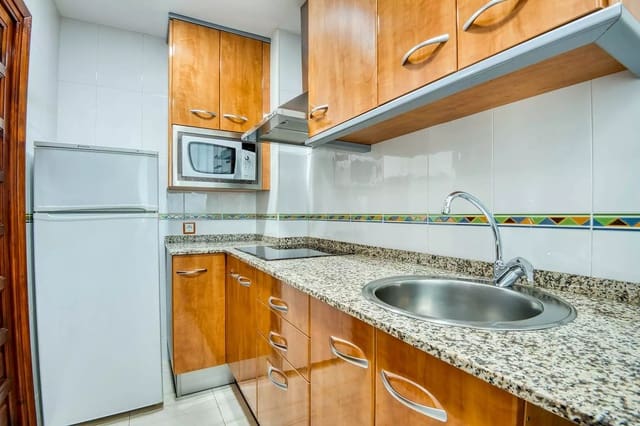 1 chambre Penthouse à vendre à Platja d'Aro, Castell-Platja d'Aro - 255 000 € (Ref: 9998784)