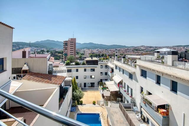 3 chambre Appartement à vendre à Sant Feliu de Guíxols avec piscine garage - 480 000 € (Ref: 9998785)