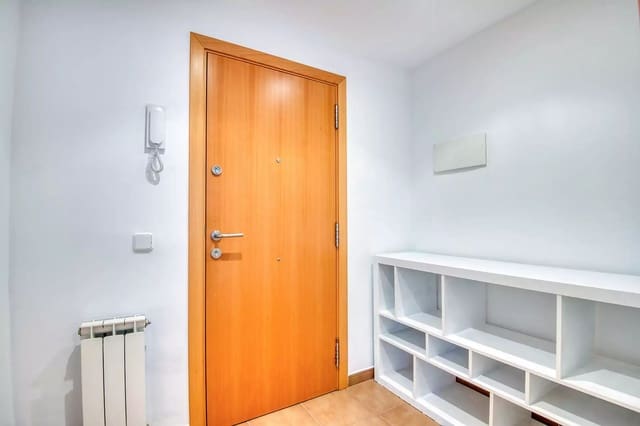 3 chambre Appartement à vendre à Sant Feliu de Guíxols avec piscine garage - 480 000 € (Ref: 9998785)