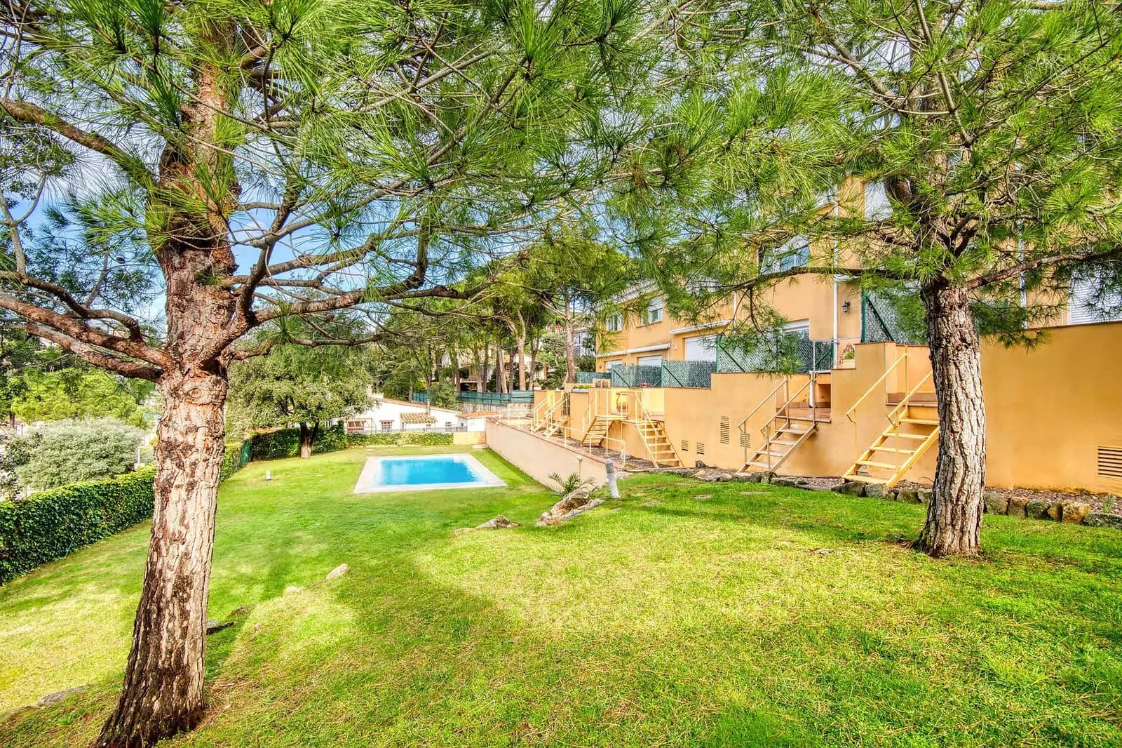 3 camera da letto Villetta a Schiera in vendita in Platja d'Aro con piscina garage - 380.000 € (Rif: 9998787)