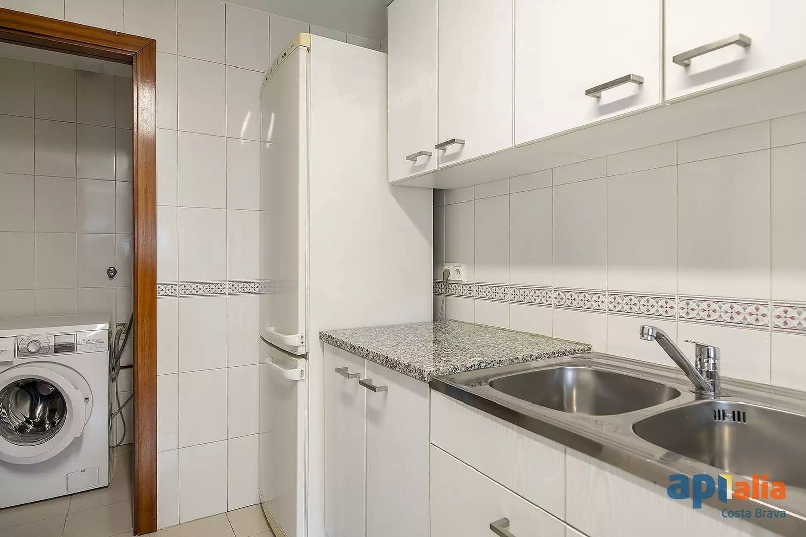 4 slaapkamer Appartement te koop in Gerona stad - € 460.000 (Ref: 9999594)