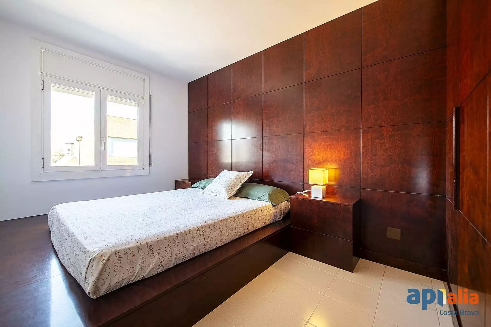 4 slaapkamer Appartement te koop in Gerona stad - € 460.000 (Ref: 9999594)