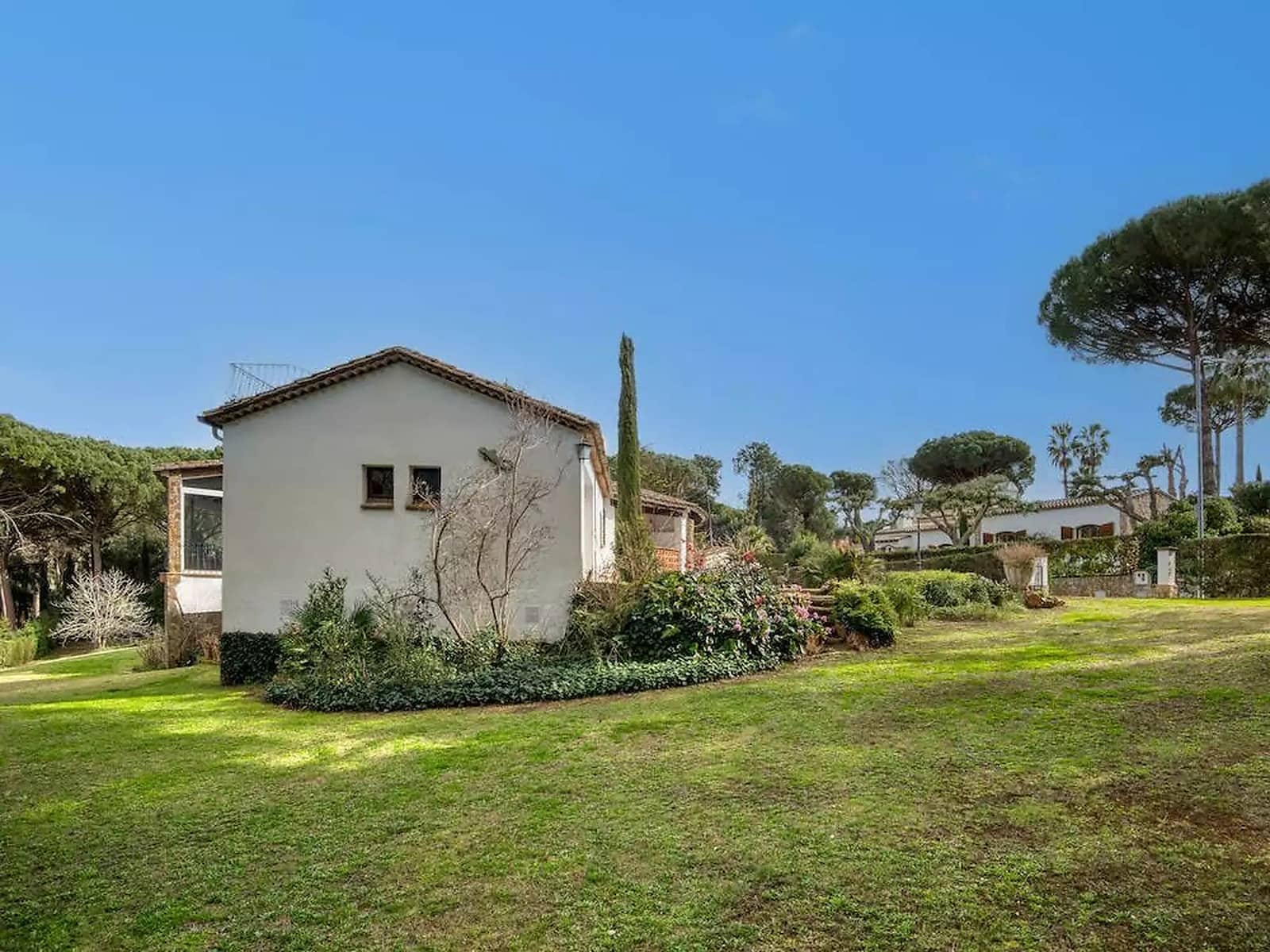 4 soveværelse Villa til salg i Santa Cristina d'Aro med swimmingpool garage - € 860.000 (Ref: 9999595)
