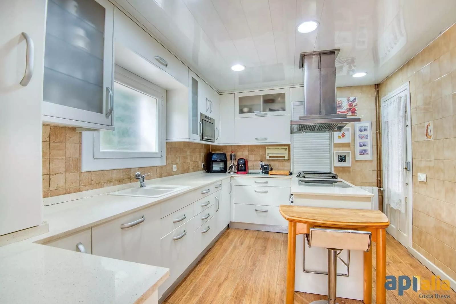 6 soverom Villa til salgs i Sant Feliu de Guixols med svømmebasseng garasje - € 550 000 (Ref: 9999602)