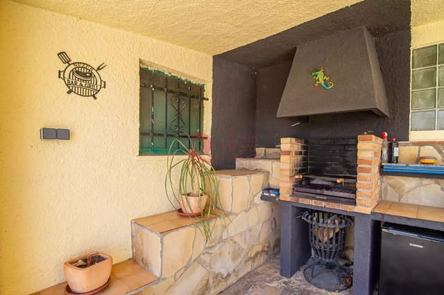 5 bedroom Villa for sale in Calonge i Sant Antoni with pool garage - € 780,000 (Ref: 9999603)