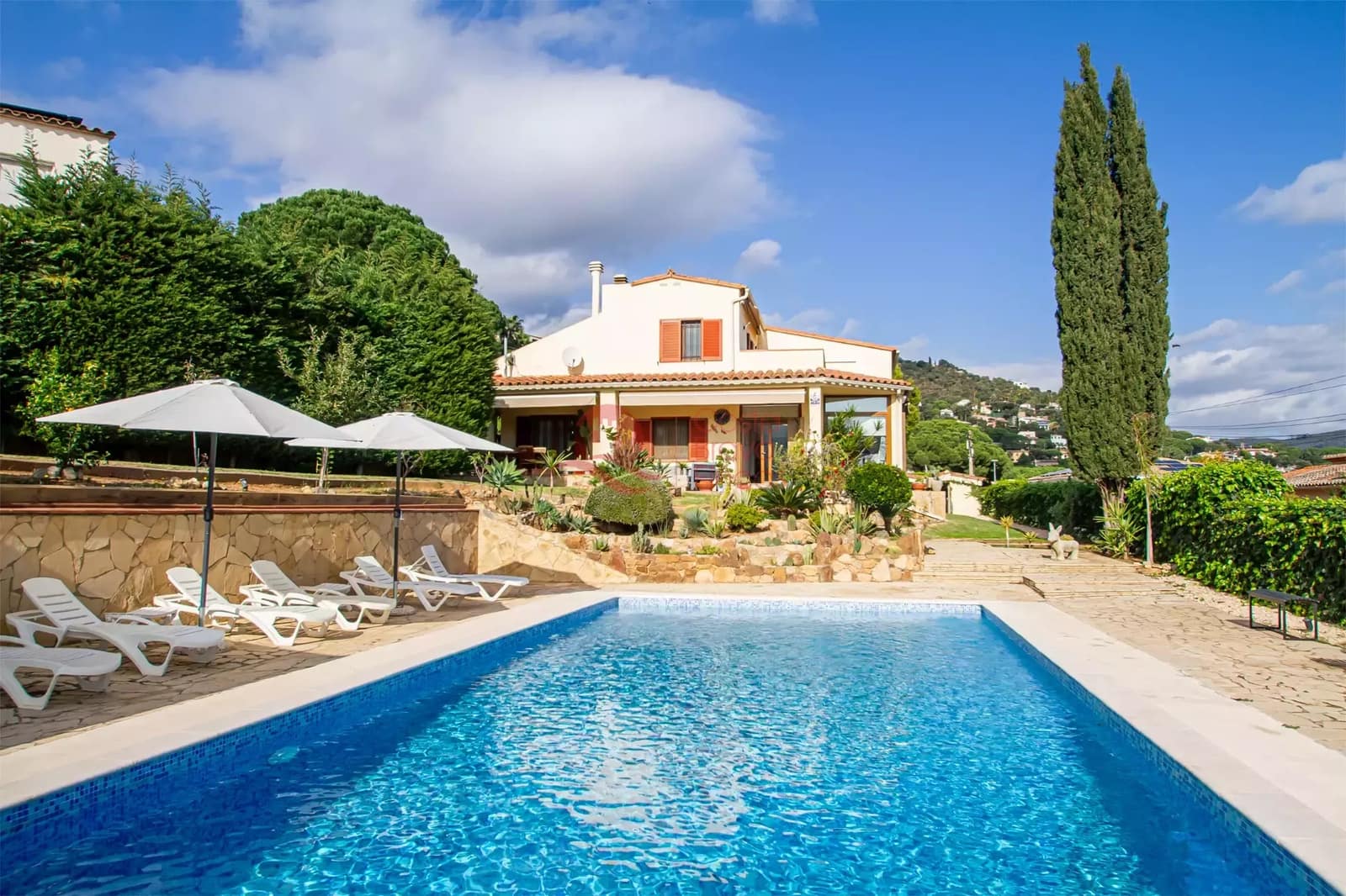 5 bedroom Villa for sale in Calonge i Sant Antoni with pool garage - € 780,000 (Ref: 9999603)