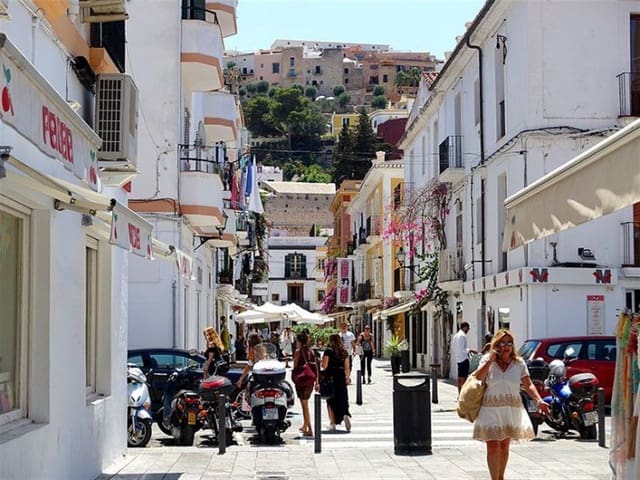 Local Commercial à vendre à Ibiza ville - 490 000 € (Ref: 8453079)