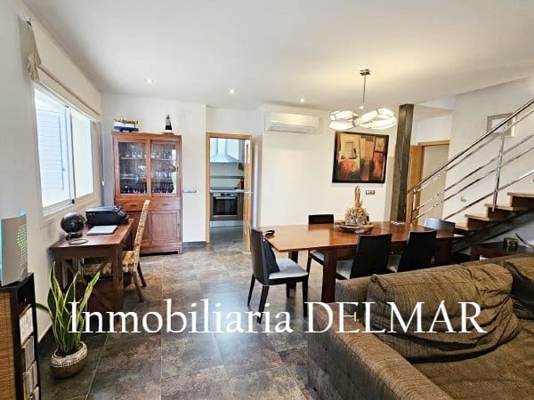 5 sypialnia Dom blizniak na sprzedaż w Santa Eulalia / Santa Eularia z garażem - 1 470 000 € (Ref: 8754782)