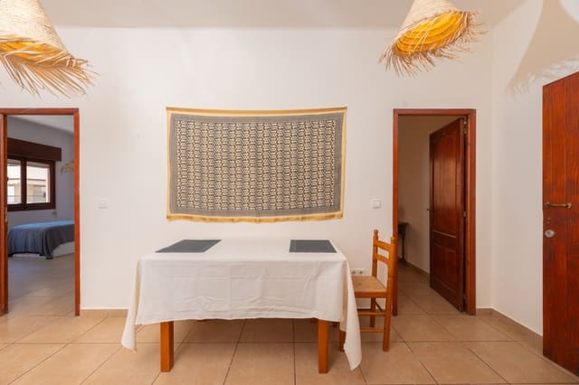 3 bedroom Apartment for sale in Ibiza / Eivissa town - € 596,000 (Ref: 10041451)