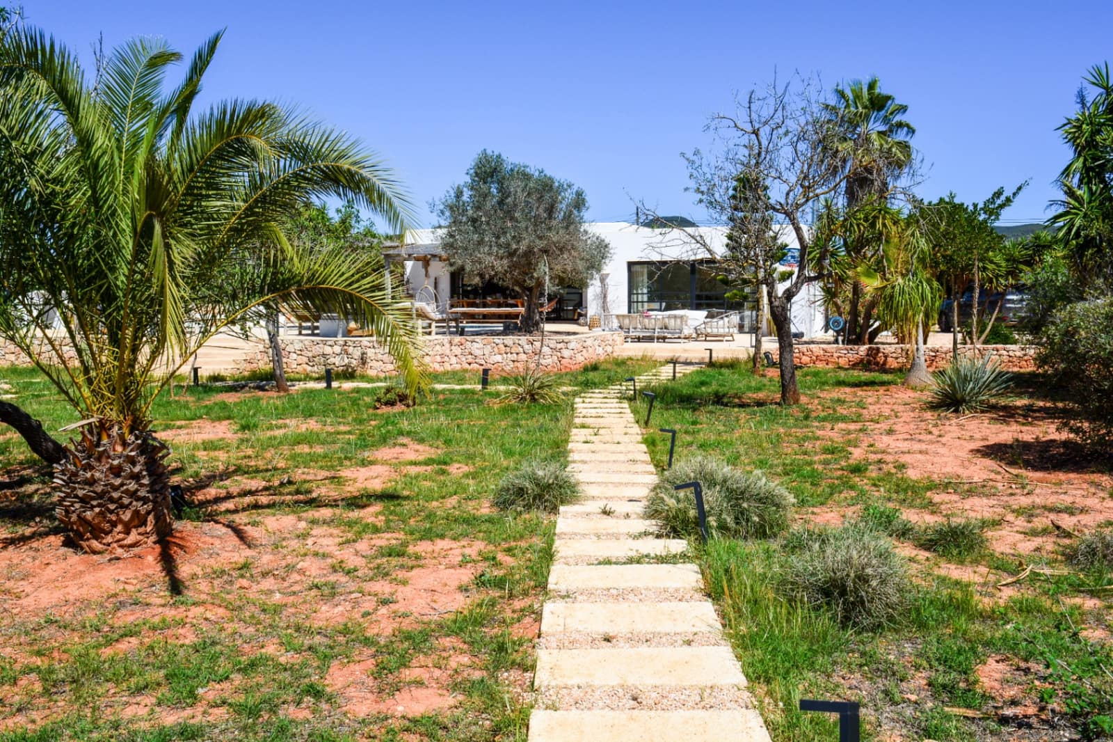 4 bedroom Villa for sale in San Jose / Sant Josep de Sa Talaia with pool garage - € 2,490,000 (Ref: 10080060)