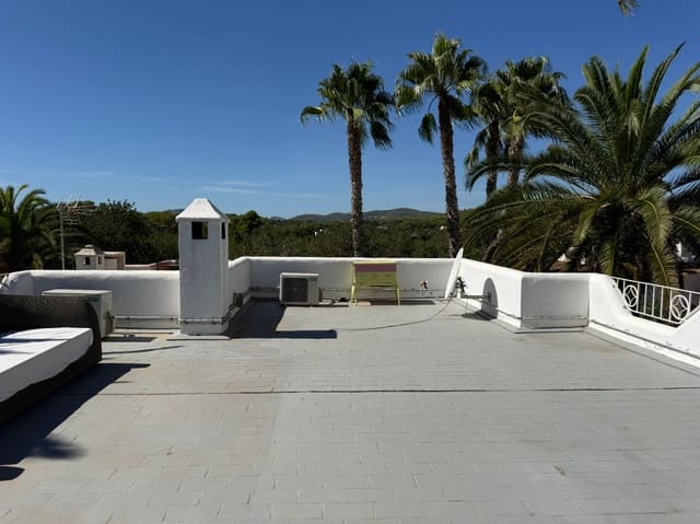 2 quarto Moradia para venda em Cala Llenya, Santa Eulalia / Santa Eularia com piscina - 790 000 € (Ref: 10099423)