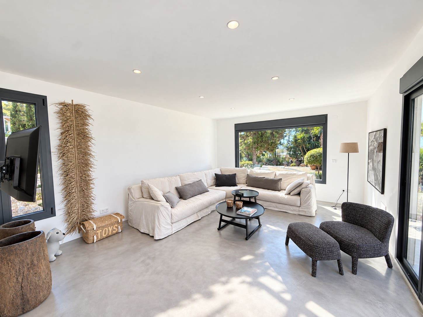 3 bedroom Villa for sale in San Jose / Sant Josep de Sa Talaia with pool - € 2,950,000 (Ref: 10139993)