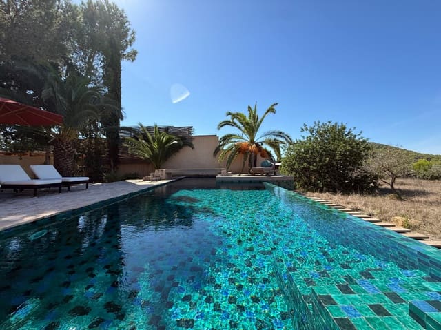 3 bedroom Villa for sale in San Jose / Sant Josep de Sa Talaia with pool - € 2,950,000 (Ref: 10139993)