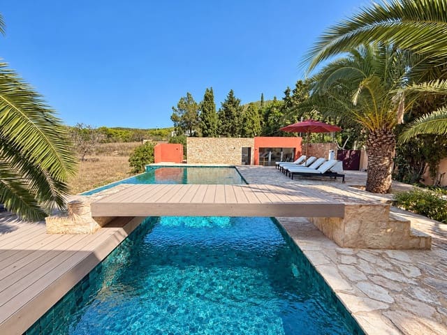 3 bedroom Villa for sale in San Jose / Sant Josep de Sa Talaia with pool - € 2,950,000 (Ref: 10139993)