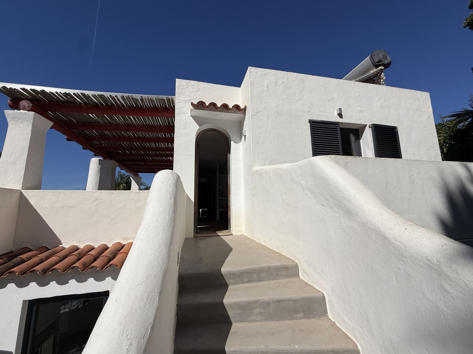 3 bedroom Villa for sale in San Jose / Sant Josep de Sa Talaia with pool - € 2,950,000 (Ref: 10139993)