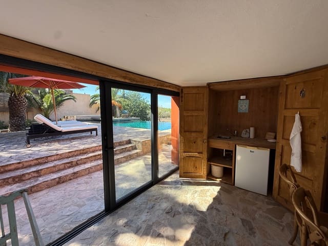 3 bedroom Villa for sale in San Jose / Sant Josep de Sa Talaia with pool - € 2,950,000 (Ref: 10139993)