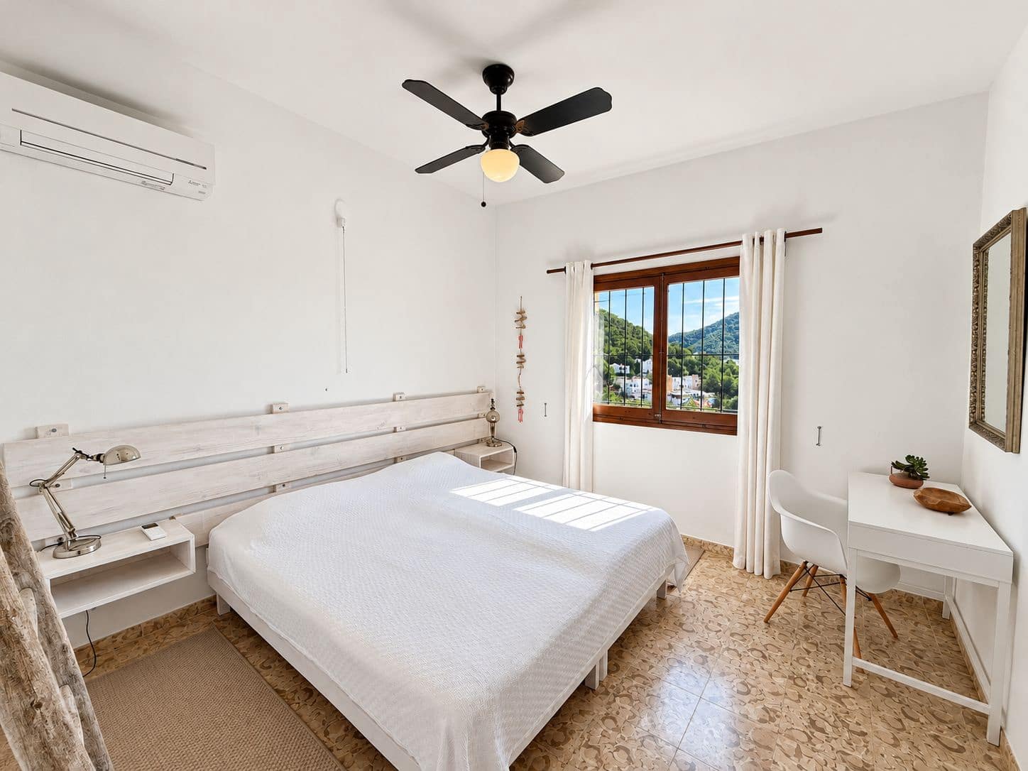 3 Zimmer Villa zu verkaufen in Cala Llonga mit Pool Garage - 2.190.000 € (Ref: 10163620)