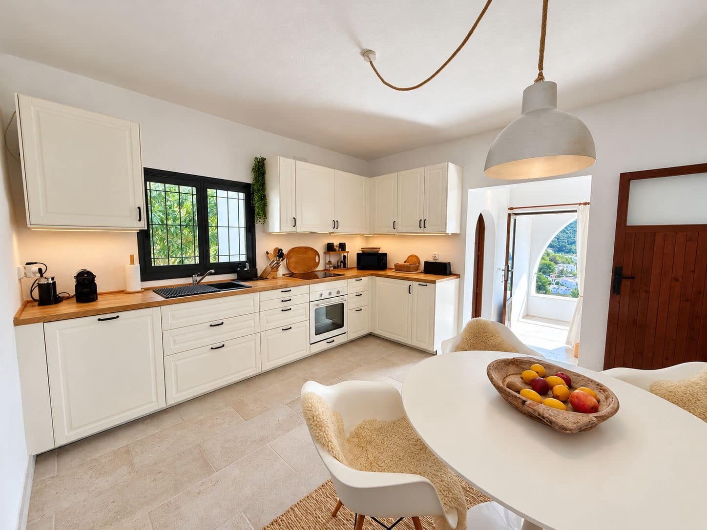 3 Zimmer Villa zu verkaufen in Cala Llonga mit Pool Garage - 2.190.000 € (Ref: 10163620)