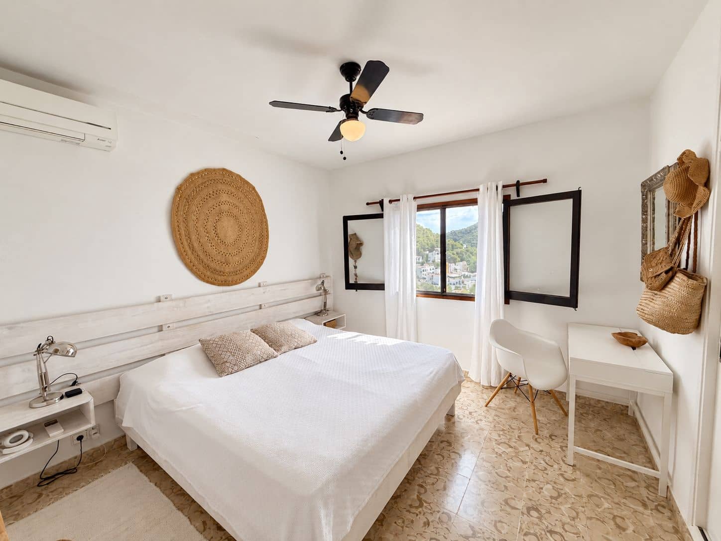 3 Zimmer Villa zu verkaufen in Cala Llonga mit Pool Garage - 2.190.000 € (Ref: 10163620)