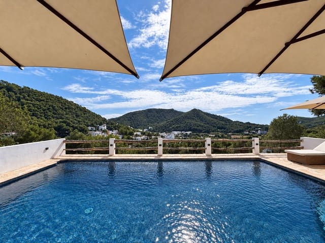 3 Zimmer Villa zu verkaufen in Cala Llonga, Santa Eulalia / Santa Eularia mit Pool Garage - 2.190.000 € (Ref: 10163620)
