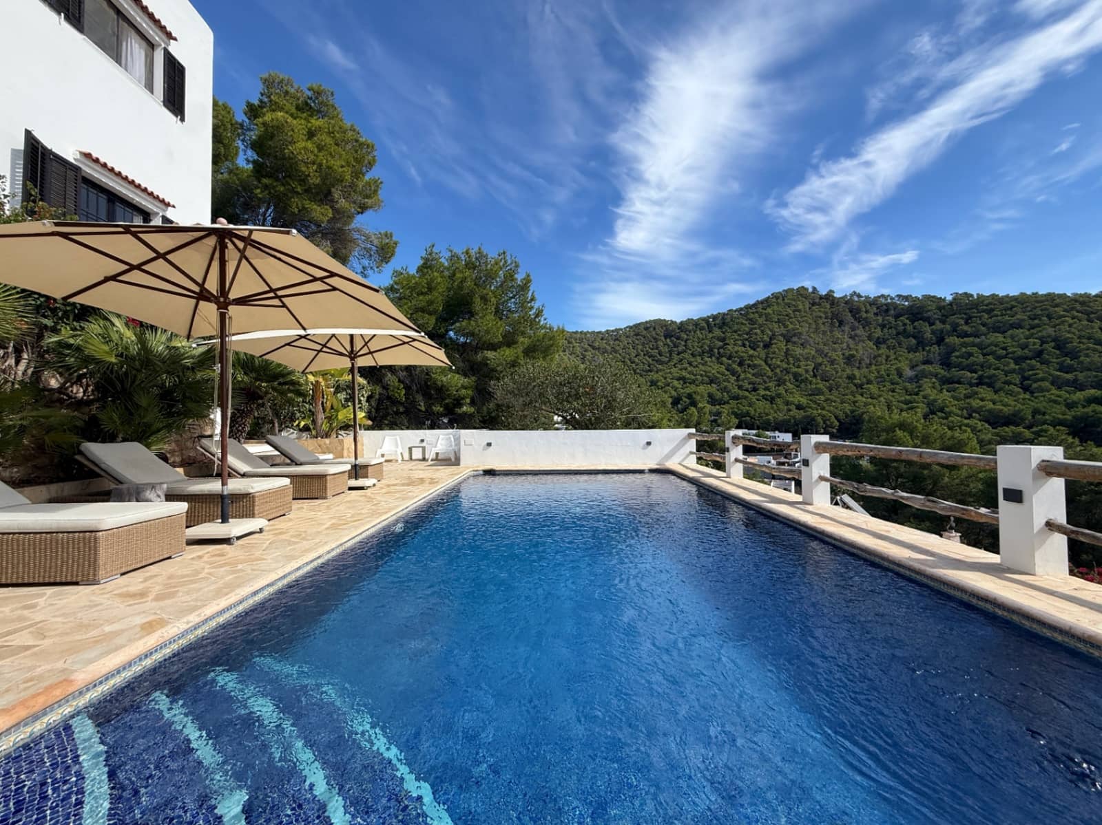 3 Zimmer Villa zu verkaufen in Cala Llonga mit Pool Garage - 2.190.000 € (Ref: 10163620)