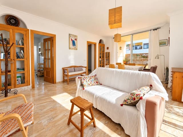 2 soverom Leilighet til salgs i Nuestra Señora de Jesus, Santa Eulalia / Santa Eularia med garasje - € 600 000 (Ref: 10172264)