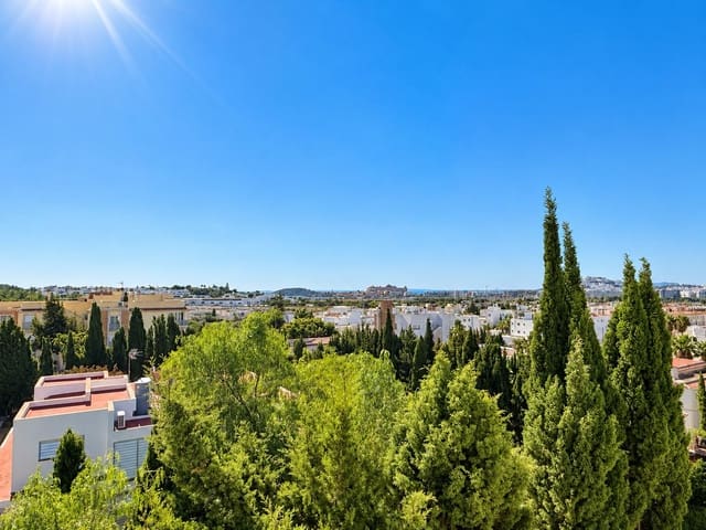 2 soverom Leilighet til salgs i Nuestra Señora de Jesus, Santa Eulalia / Santa Eularia med garasje - € 600 000 (Ref: 10172264)