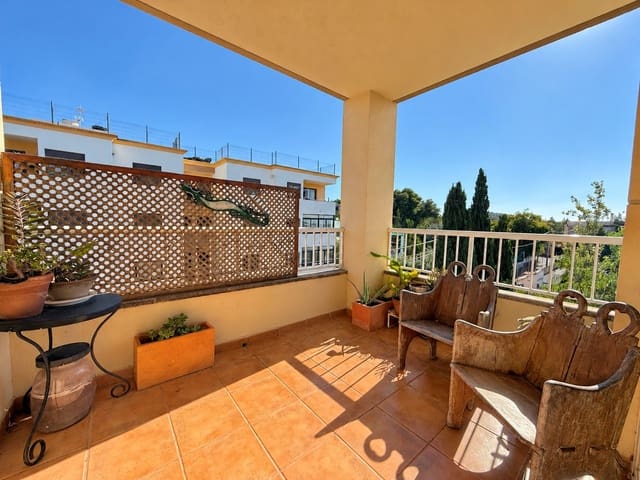 2 soverom Leilighet til salgs i Nuestra Señora de Jesus, Santa Eulalia / Santa Eularia med garasje - € 600 000 (Ref: 10172264)
