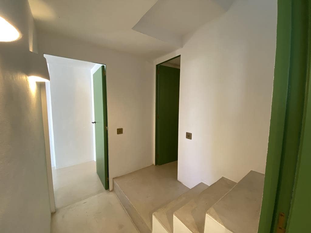 2 slaapkamer Appartement te koop in Ibiza dorp - € 925.000 (Ref: 7699470)