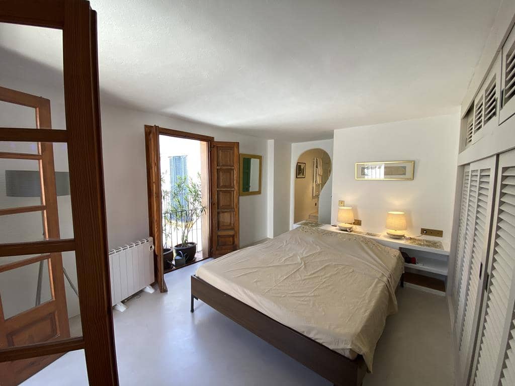 2 slaapkamer Appartement te koop in Ibiza dorp - € 925.000 (Ref: 7699470)