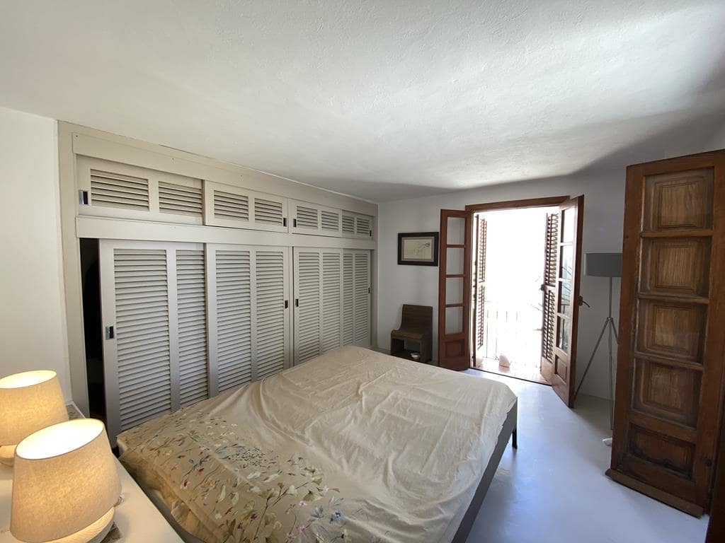 2 slaapkamer Appartement te koop in Ibiza dorp - € 925.000 (Ref: 7699470)