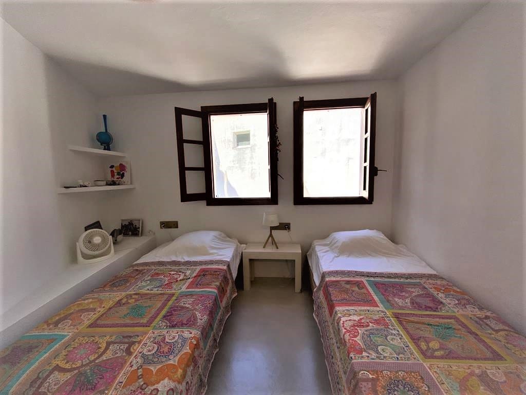 2 slaapkamer Appartement te koop in Ibiza dorp - € 925.000 (Ref: 7699470)