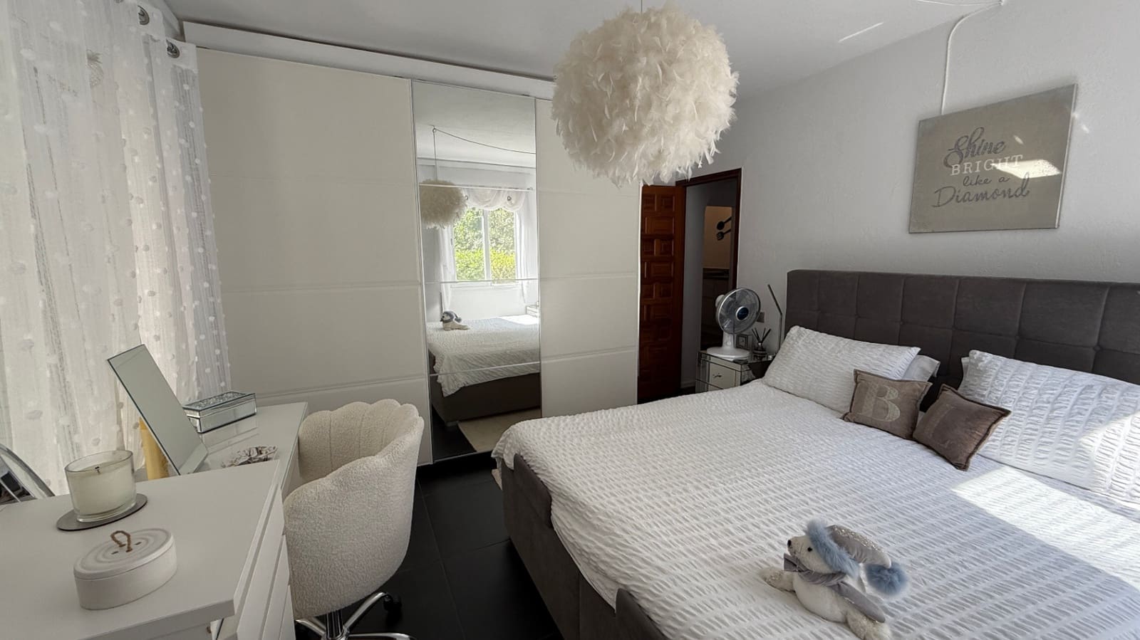 2 slaapkamer Appartement te koop in Sant Agusti des Vedra met zwembad garage - € 689.000 (Ref: 8942276)