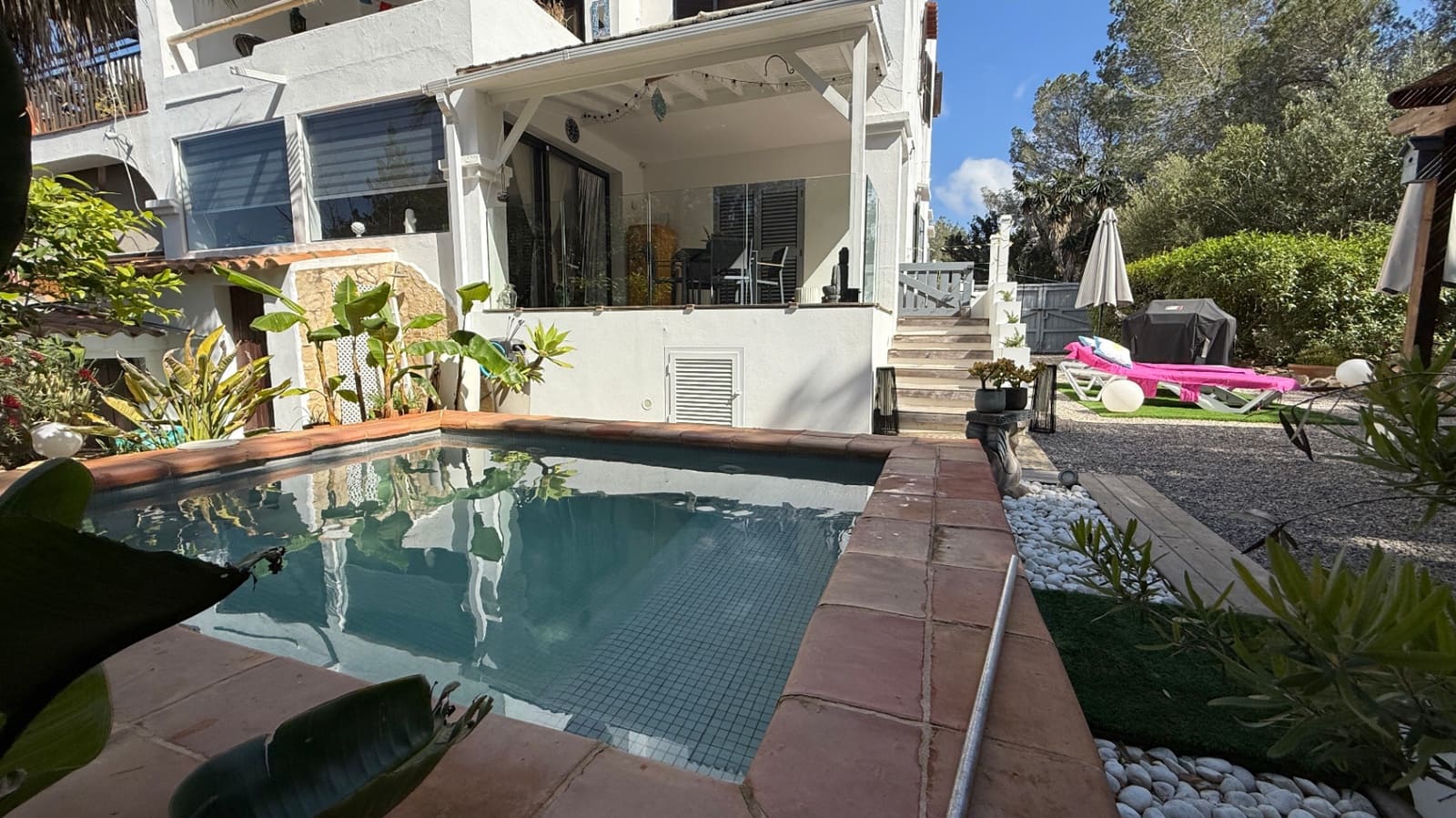 2 slaapkamer Appartement te koop in Sant Agusti des Vedra met zwembad garage - € 689.000 (Ref: 8942276)